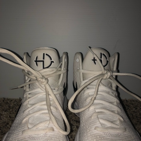 2017 Nike hyper dunks - Picture 2 of 5